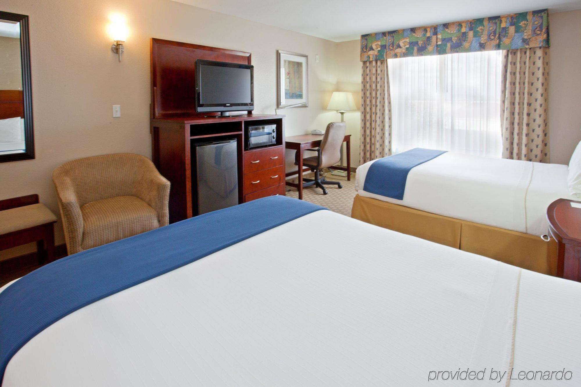 Holiday Inn Express & Suites College Station By Ihg Δωμάτιο φωτογραφία